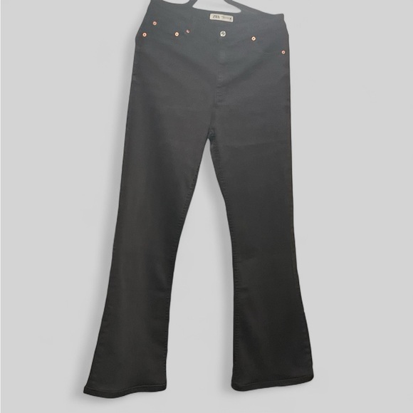 Zara low rise Black Flared Jeans Size
